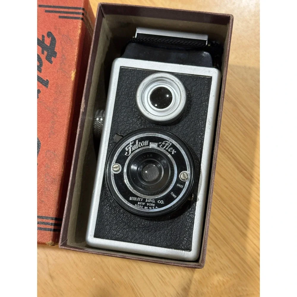 Vintage Falcon-Flex Reflex Camera Model M All Aluminum Case Box 1940's